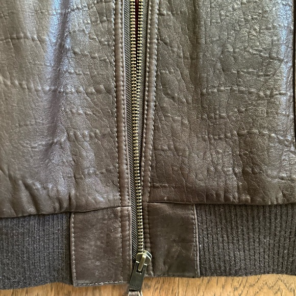 Marc Jacob New York Leather w/ Shearling Collar - Picture 4 of 16